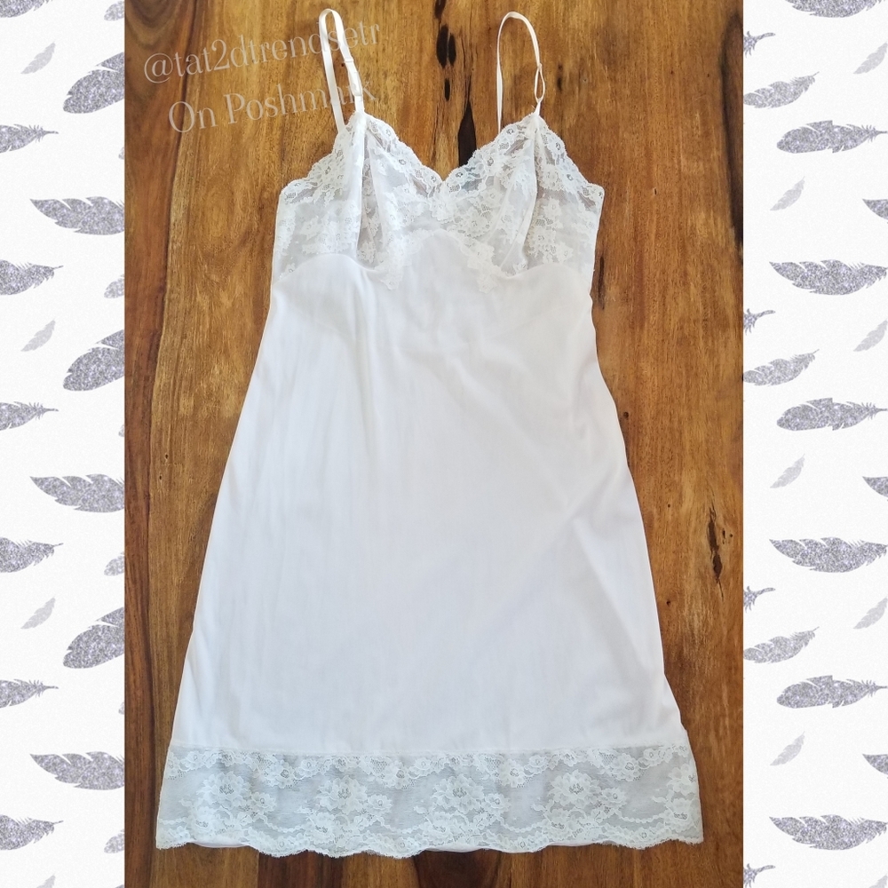 Sz 36 Vintage Vanity Fair Tricot All Nylon Slip